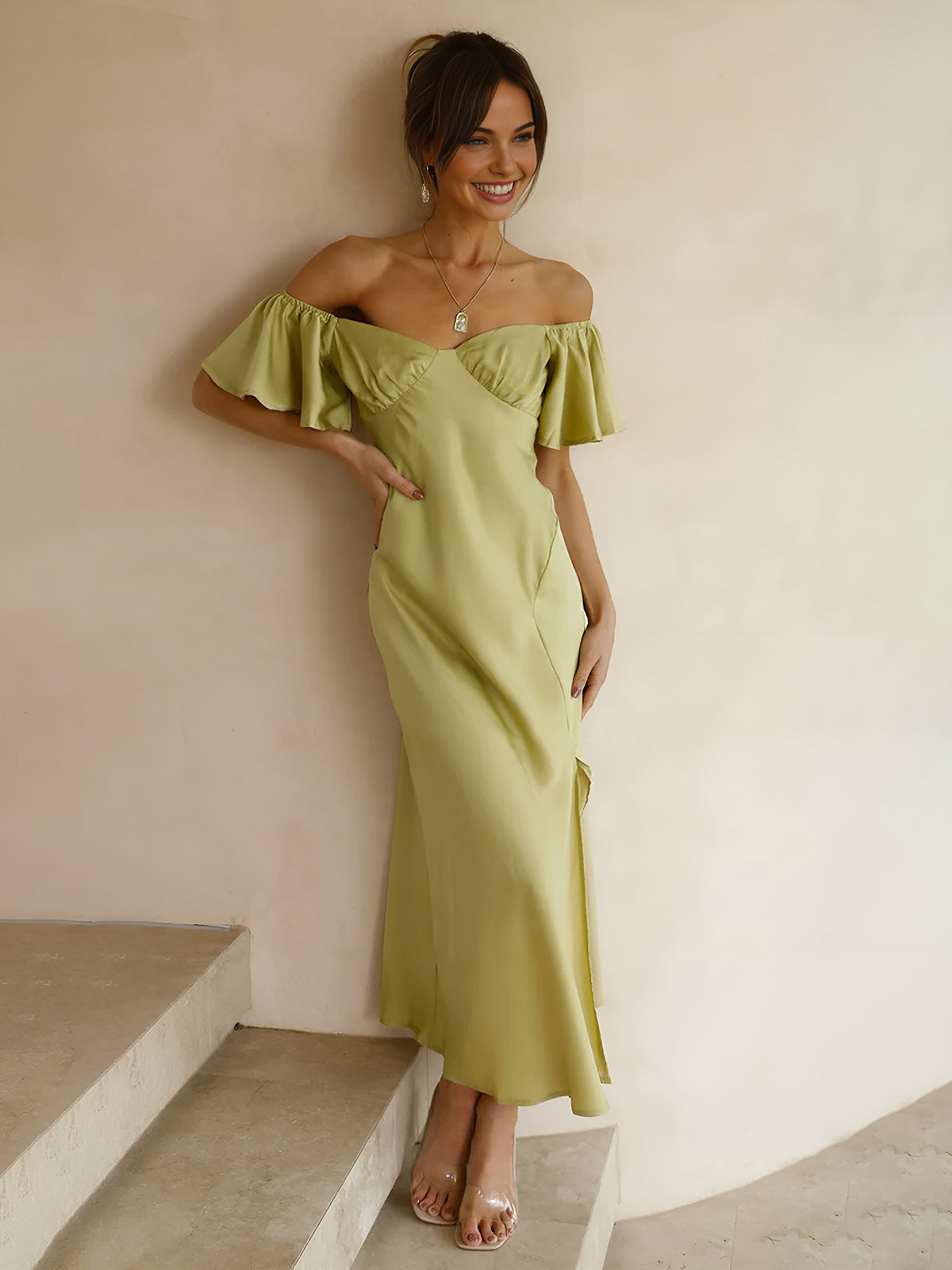 Elegant Long Dress with Split Sleeves and Ruffles